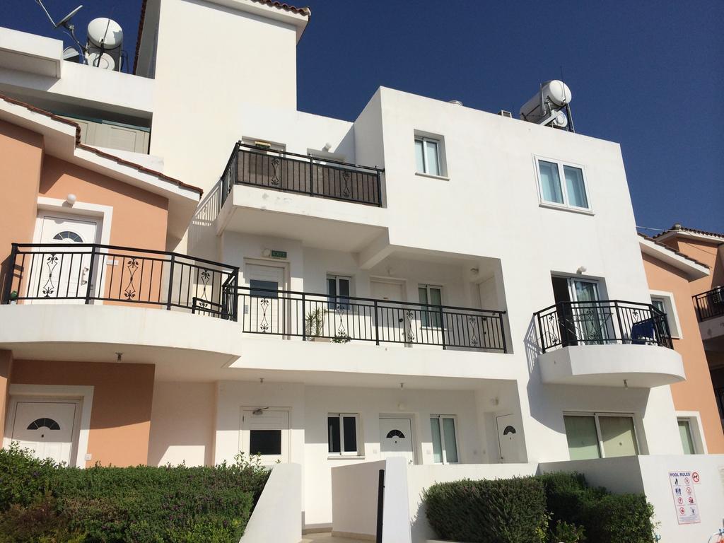Ithaki Gardens Apartment 107 بافوس الغرفة الصورة